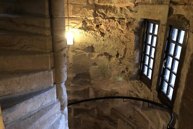 The Highlands, Whisky and Castles Private Day Tour in a Premium Minivan - An Authentic Scottish Adventure in a Luxurious Minivan