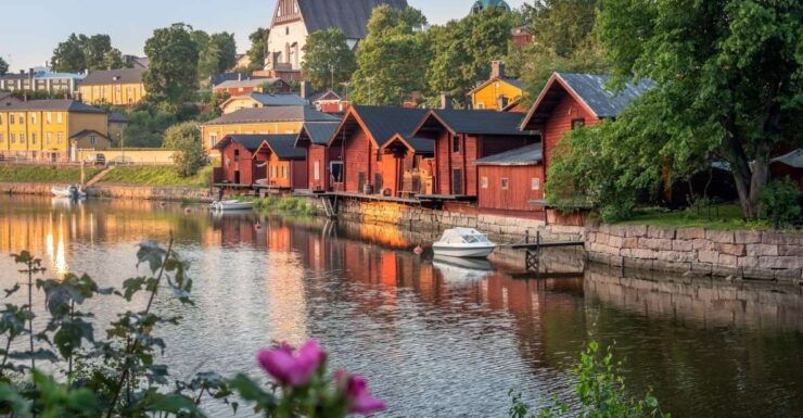 The Highlights of Helsinki and Porvoo Private Tour - Experience Highlights