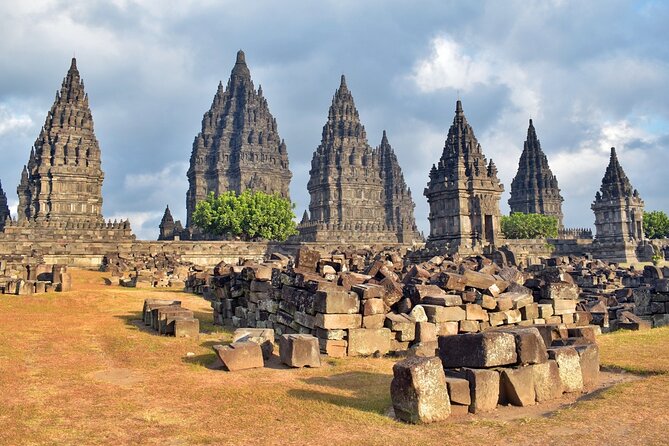 The Hindu Realms of the Prambanan - Good To Know