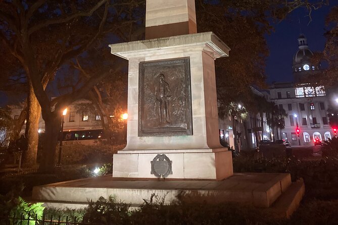 The History Buff Downtown Savannah Walking Tour - Inclusions and Amenities