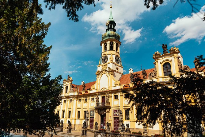 The History of Prague: Prague Castle & Castle District Private Tour - What To Expect