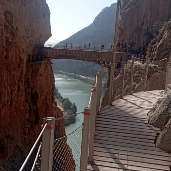 The King's Path: Guided Tour From the Costa Del Sol - Safety Considerations