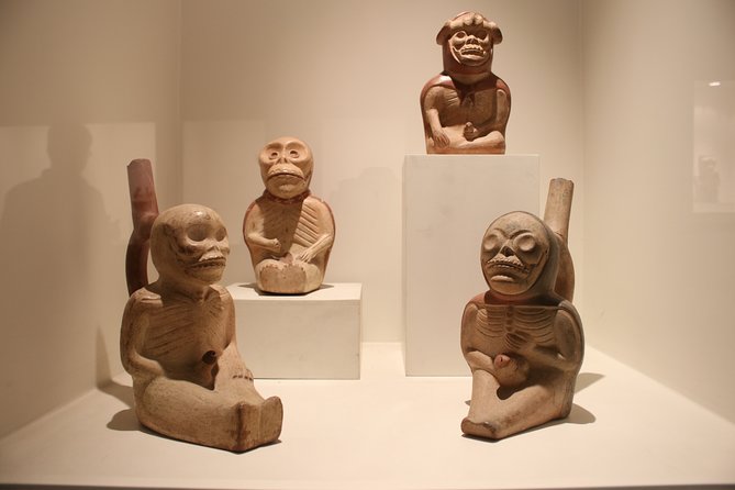 The Larco Museum Tour & Magic Fountains Park - Light Show - Reviews and Recommendations