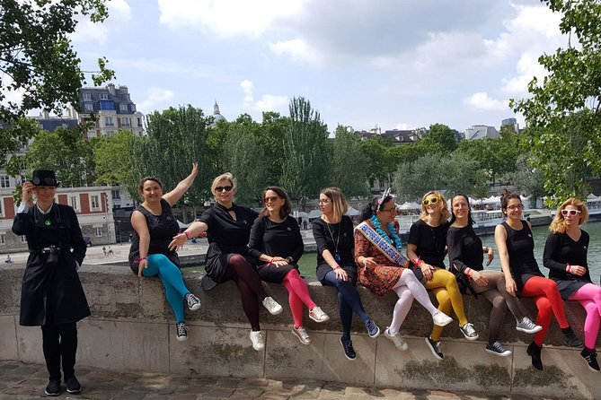 The Last Secret of Arsène Lupine - Investigation of the Ile Saint Louis - Exploring the Quaint Streets