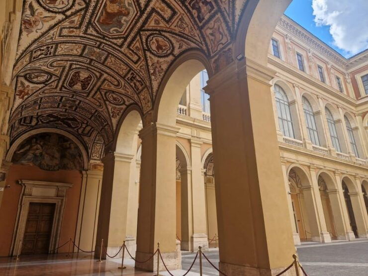 The Lateran Palace: Entry Ticket With Audio Guide - Tour Experience Overview