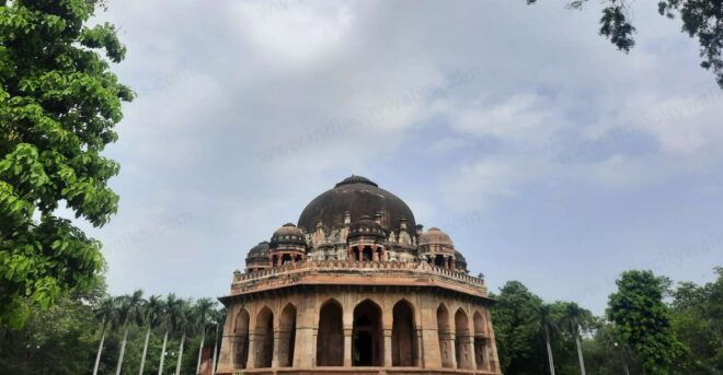 The Legacy of Sayyids & Lodhis: Lodhi Gardens - Flora and Structures