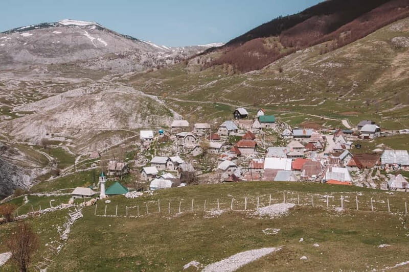 The loneliest village in Bosnia | Hike to Lukomir (from Sarajevo) - What To Bring