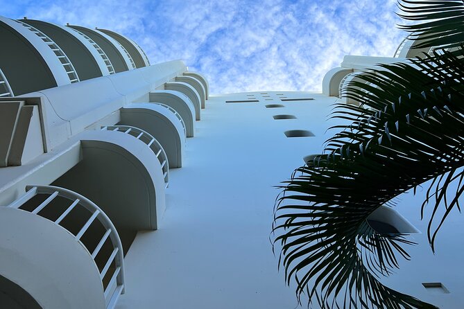 The Magical Mystery Show! at Fairmont Kea Lani Hotel - What To Expect