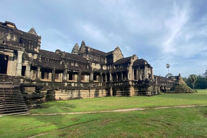 The Magnificent Angkor Wat - Surrounding Attractions