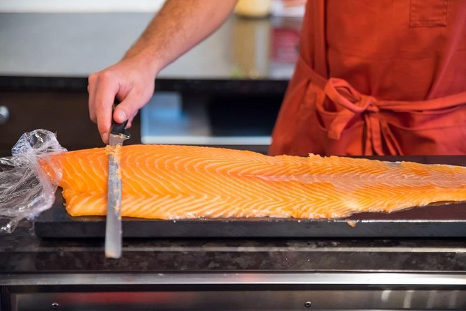 The Marais Paris The Original District Food and Wine Tasting Tour - Inclusions and Experiences