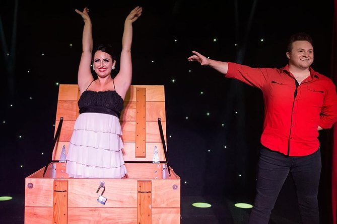The MAXIMUM MAGIC Show Starring Noah & Heather Wells - Visuals and Testimonials