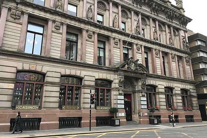 The Merchant City: A Self Guided Audio Tour of Glasgow - Blythswood Square