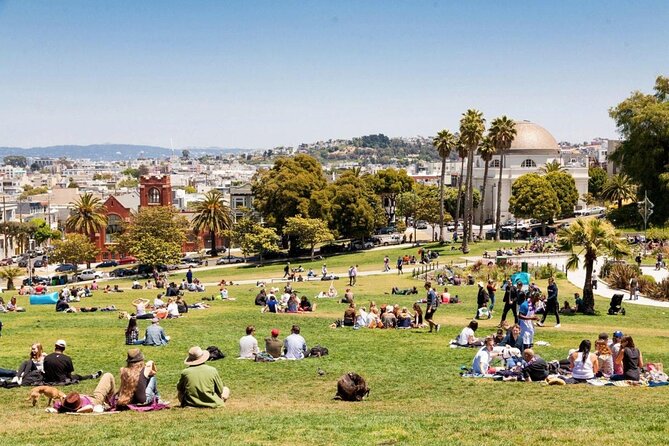 The Mission District: San Franciscos Hip Melting Pot - Street Art and Culinary Delights