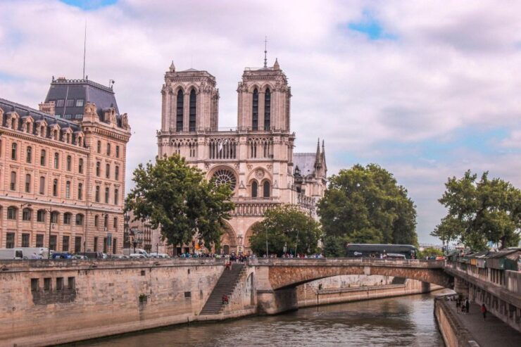 THE MONUMENTS OF PARIS WALKING TOUR FROM OPERA TO NOTRE DAME - Tour Pricing and Duration