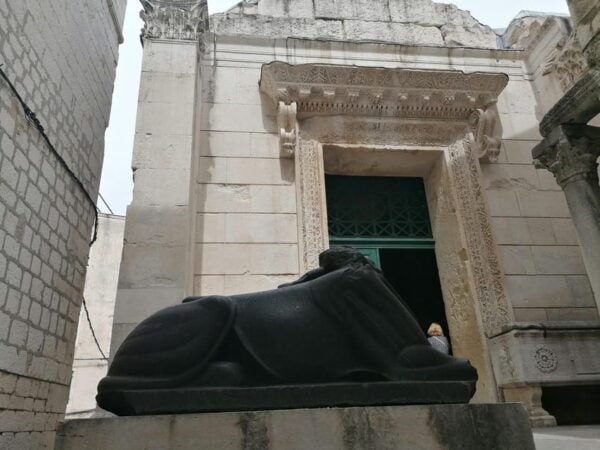 The Most Beautiful Churches in Split; Private Walking Tour - Explore Hidden Gems