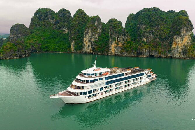 The most Luxury Day Cruise with transfer from Ha Noi & Drink - Introduction: A Luxurious Day in Halong Bay