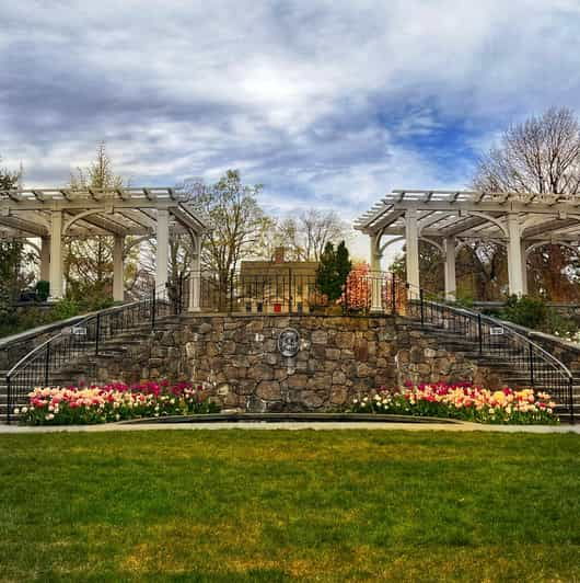 The New England Botanic Garden Day Trip From Boston - Amenities and Accessibility