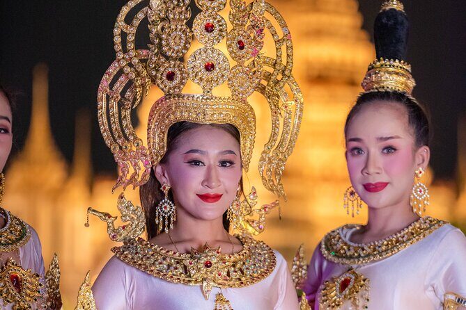 The Newest Luxury 5-Star Bangkok Chao Phraya Dinner Cruise - In Summary