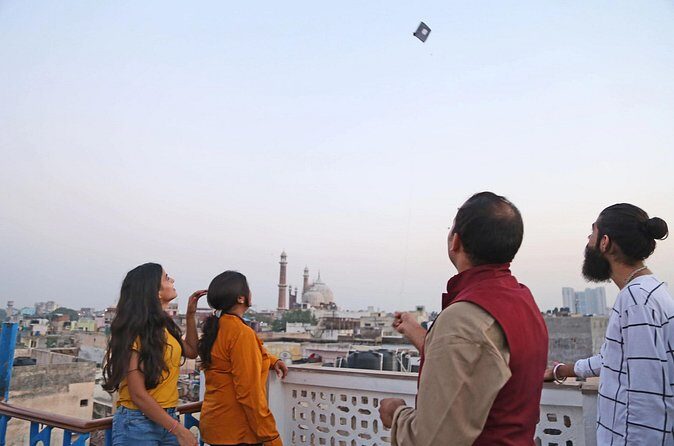The Old Delhi Sundowner - Kite Flying and High Tea - Who Might Want to Think Twice