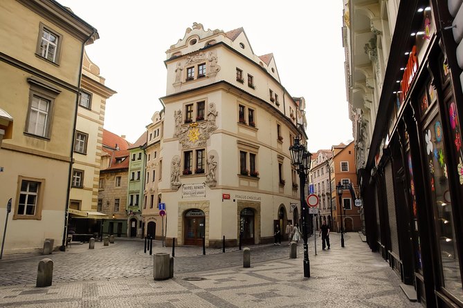 The Old Town: SELF-GUIDED WALKING TOUR (Prague) - Inclusions and Exclusions
