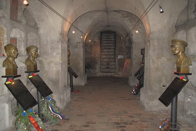 The Only Full Anthropoid Tour With a Visit to Curve and Lidice, by Private Car - Good To Know