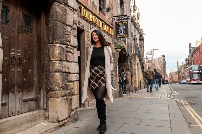 The Original Edinburgh Photoshoot Private Tour - Common Questions