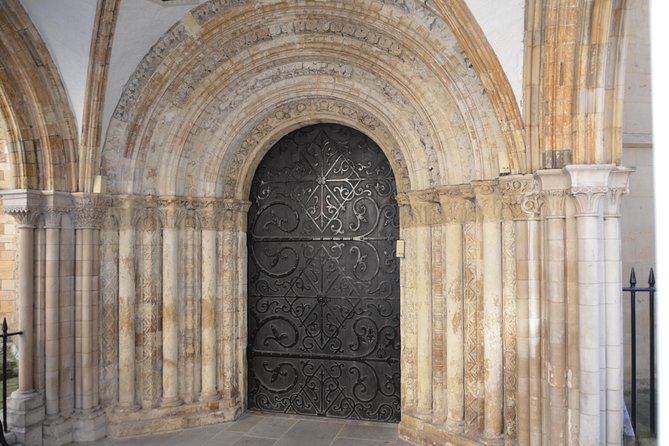 The Original Sights and Secrets of London Black Taxi Tour - Tour Duration and Amenities