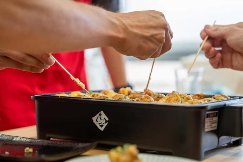The Osaka Home Feast: Cooking, Culture & Sake Discovery - Why This Tour Is Worth Consideration