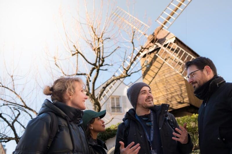 The Paris Experience: Montmartre, Île De La Cité & Louvre - Highlights of Montmartre