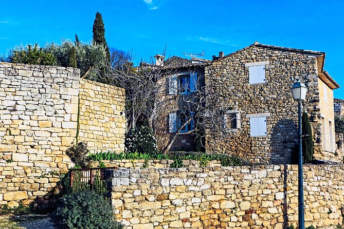 The Picturesque Luberon Villages of Lourmarin, Lauris, Cucuron & Bonnieux - Common Questions