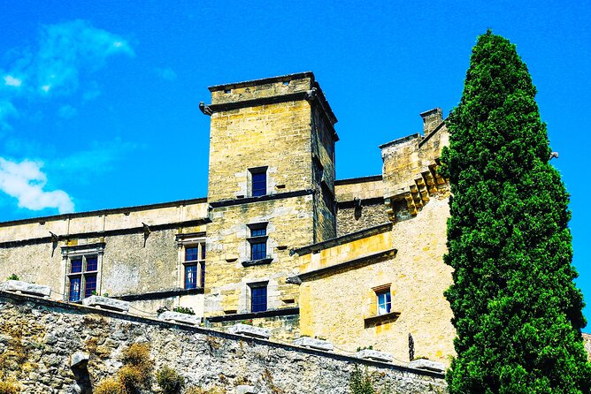 The Picturesque Luberon Villages of Lourmarin, Lauris, Cucuron & Bonnieux - The Sum Up