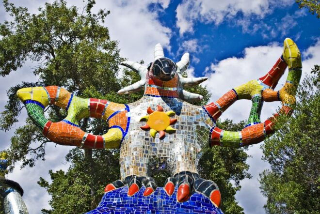 The Place of Dreams: the Tarot Garden W/Wine Tasting - Inclusions and Services