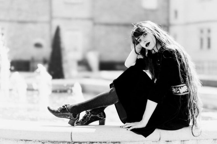 The Portrait That Tells Your Story - What to Expect During Your Session