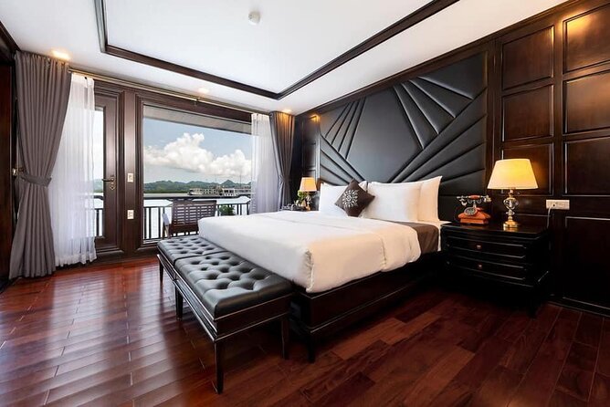 THE QUEEN LEGEND Cruise 5* Luxury 3D2N With 2 Ways Transfer - Sights and Activities