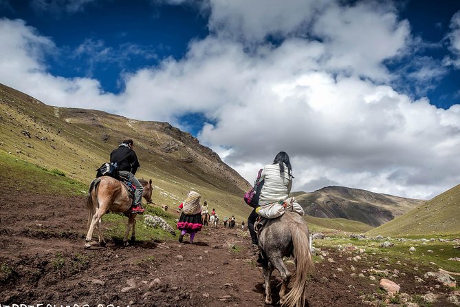 The Rainbow Mountain Vinicunca in Horse, Private Service, One Day - Peru Vip - Duration and Admission