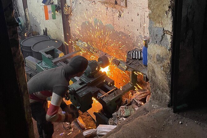 The Real Life Behind The Word Dharavi Slum Tour Experience - The Sum Up