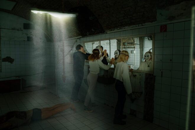 The Real Saw | Escape Room by PÁNiQ SZOBA - Game Mechanics and Objectives