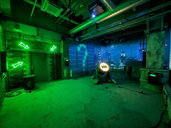 The Riddler : Your Final Test at Batman Escape Game Paris - Experience Highlights