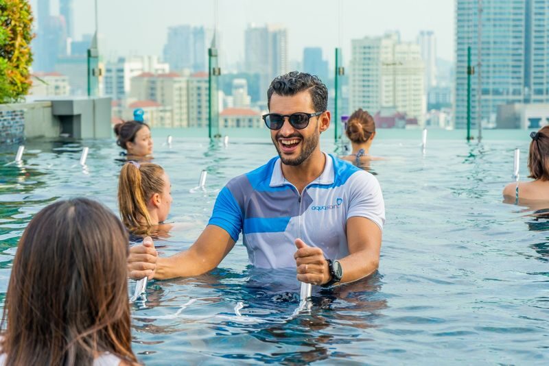 The Ripple Club Water Cycling in Singapore - Starting at the Fairmont Singapore pool