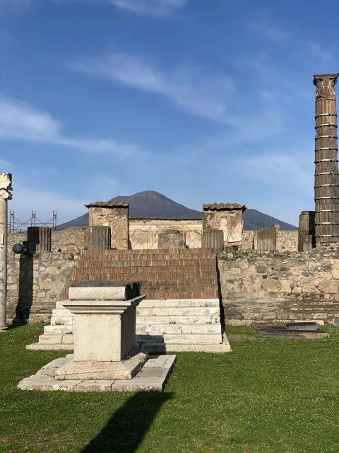 The Rise, Fall, and Rediscovery of Pompeii: An Audio Guide - Tour Experience