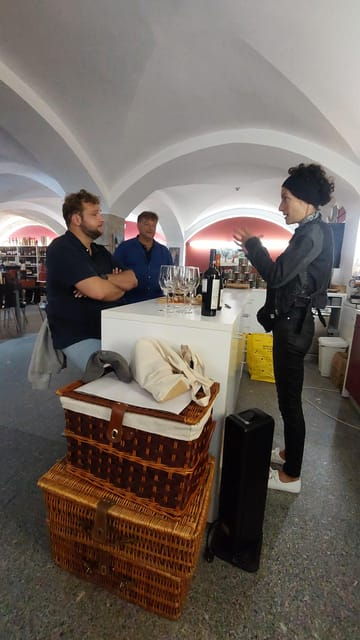 The Roman Tour & Wine tasting. - Good To Know