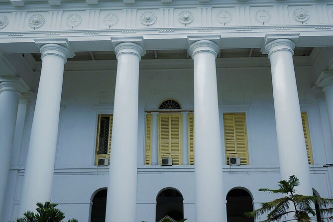 The Second City of Empire: a Kolkata Heritage Walking Tour With Private Transfer - Tour Pricing and Deals