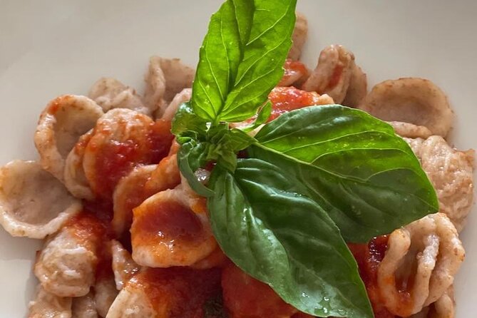 The Secrets of a Perfect Pasta With Dora - Tips for Tossing and Serving Pasta