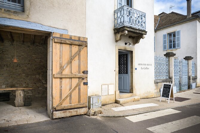 The Secrets of the Cellar - Prestige Tasting of 6 Wines - Inclusions