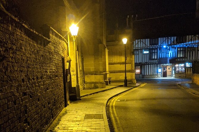 The Sinister Side of Shakespeares Stratford Walking Tour - Tour Highlights