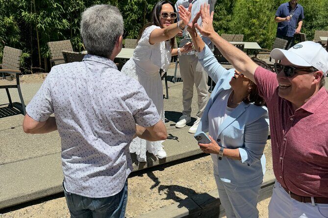 The Social Game - What is the Experience Like?