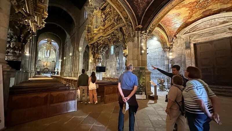 The Soul of Braga: Cathedrals, Palaces and Sanctuaries - Architectural and Cultural Gems