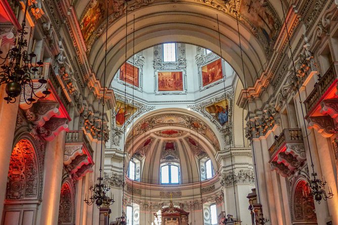The Sound of Music and Culture Walk With a Local in Salzburg - Unveiling the Local Art and Craft Scene