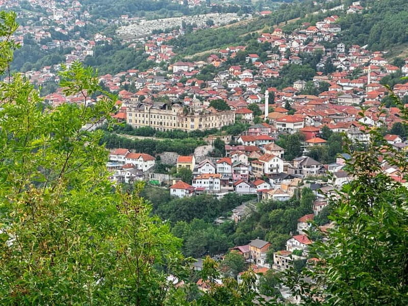 The spirit of the Winter Olympics | Hike along the bobsleigh track - What’s included and practical details