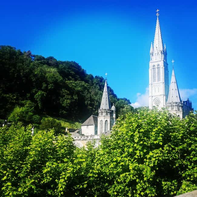 The Story of Lourdes Walking Tour in English - FAQ